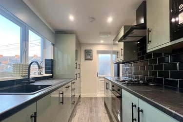3 bed house, Simonside Terrace, Heaton, Newcastle, NE65DZ - Image 3
